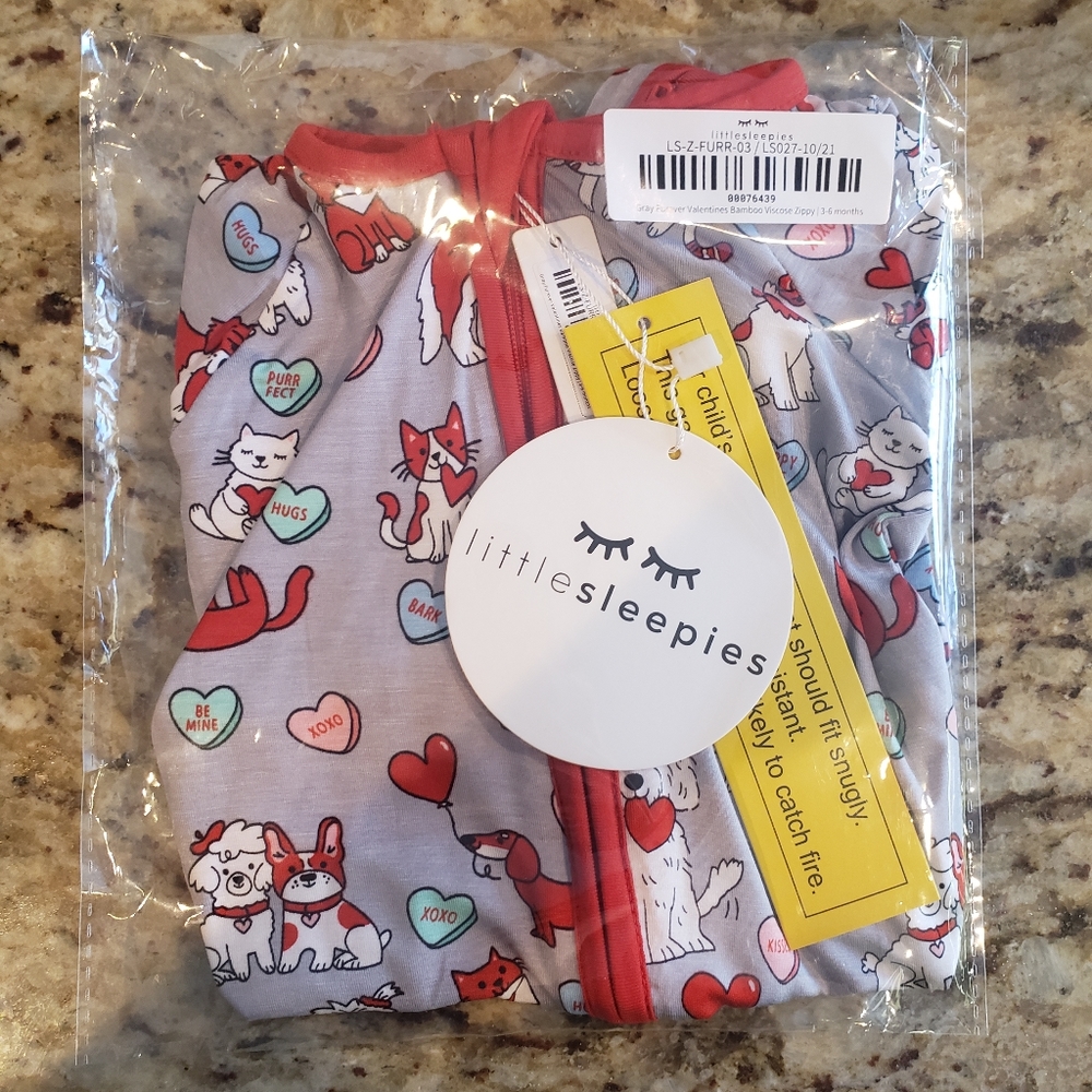 BNIB Little Sleepies Gray Furever Valentine Zippy